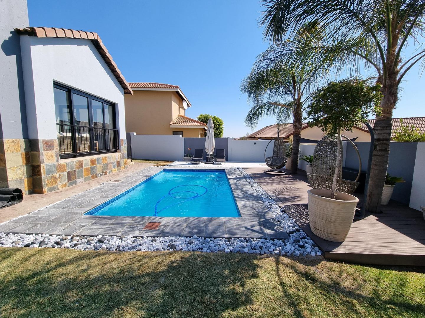 4 Bedroom House for Sale - Gauteng