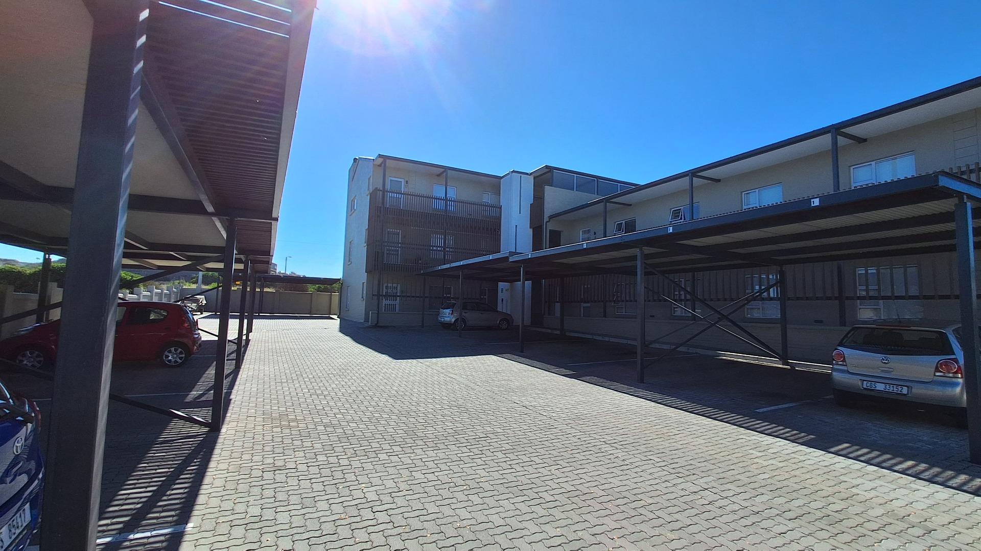 2 Bedroom Flat for Sale - Western Cape