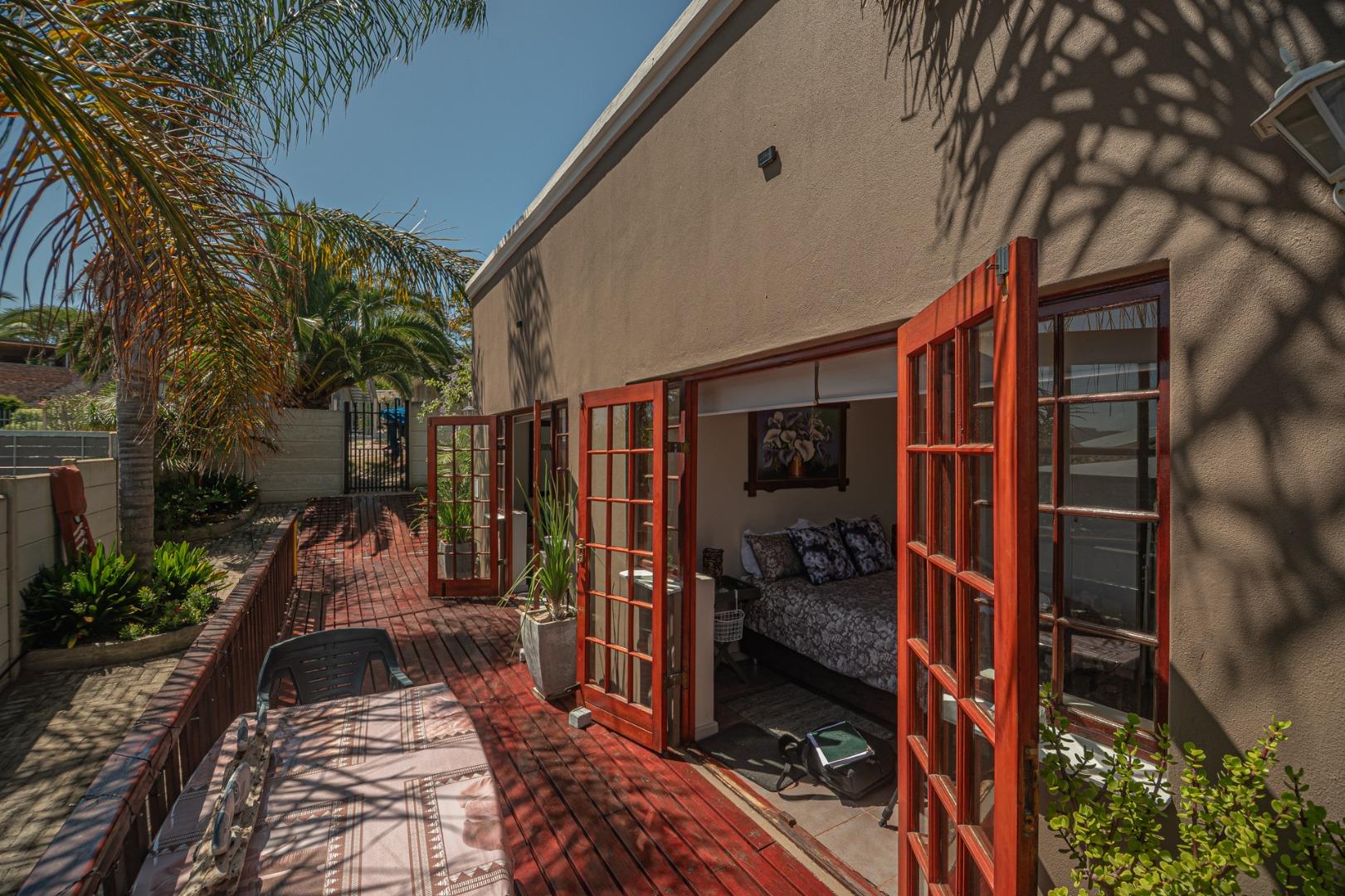 4 Bedroom House for Sale - Western Cape