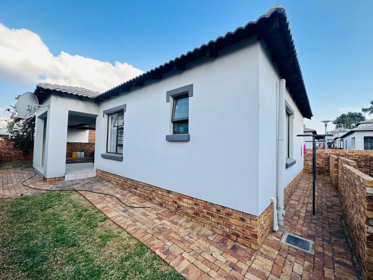 3 Bedroom Townhouse for Sale - Gauteng