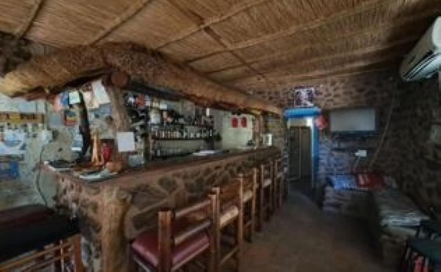 732310_Pub_inside.jpg
