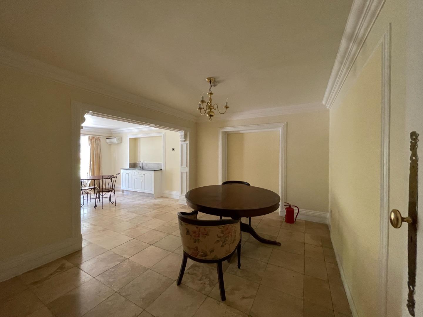 740787_Apartment_201_(1)_N.JPG