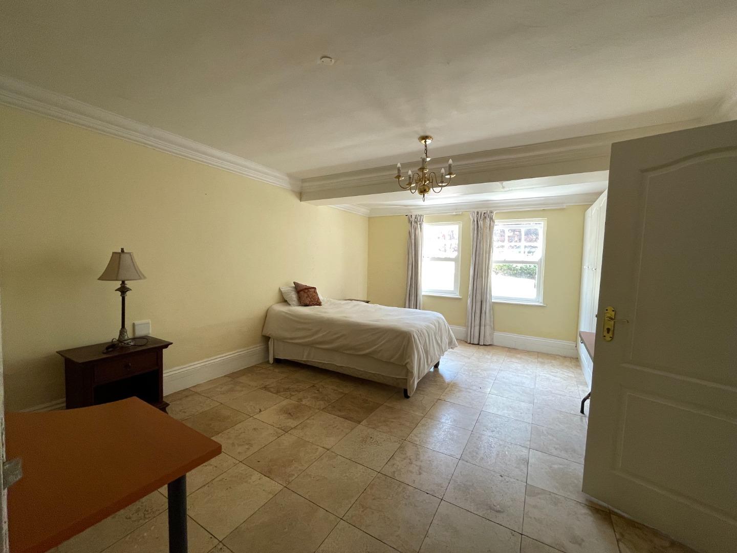 740787_Apartment_201_(2)_N.JPG
