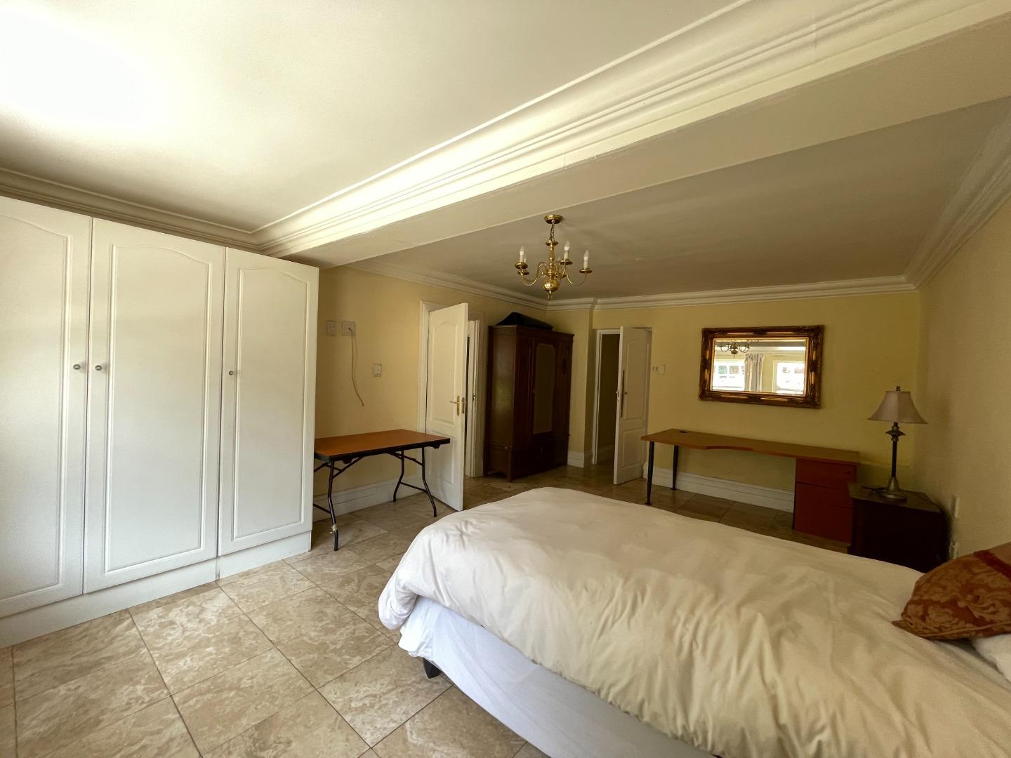 740787_Apartment_201_(3)_N.JPG