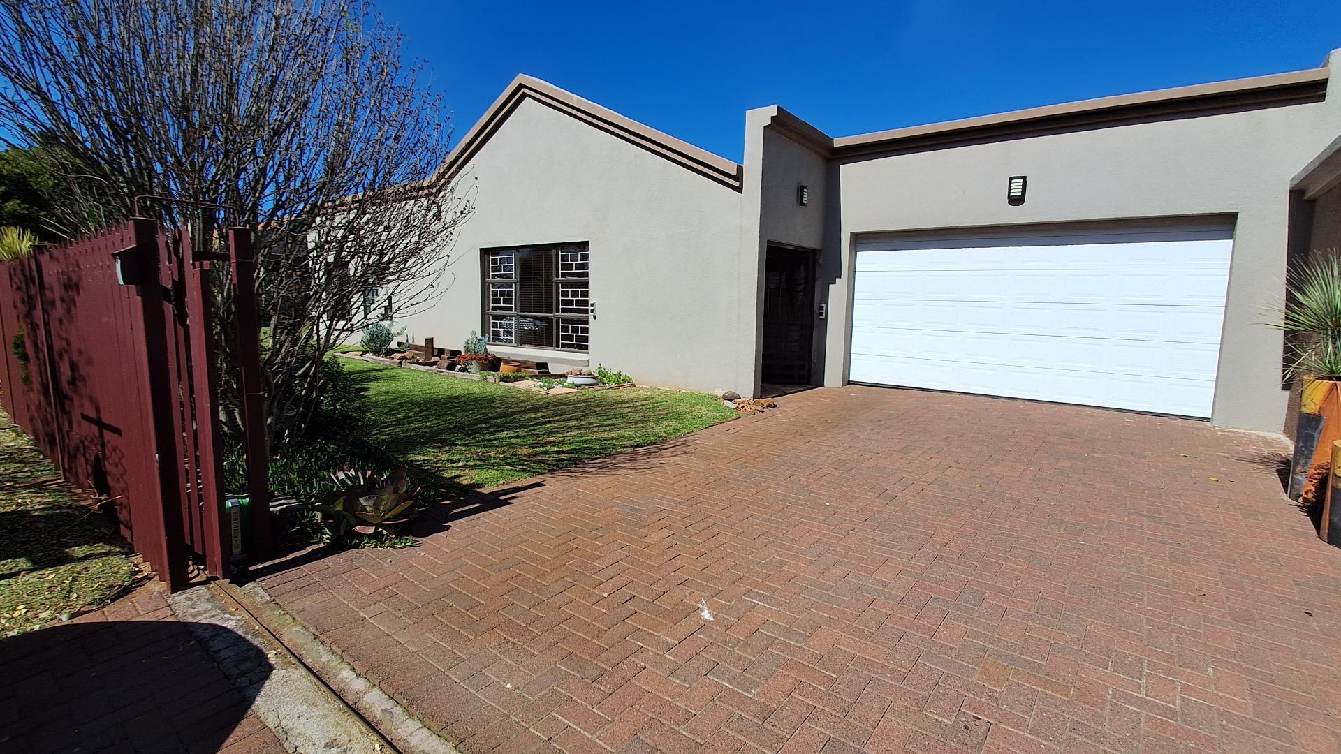 4 Bedroom House for Sale - Mpumalanga