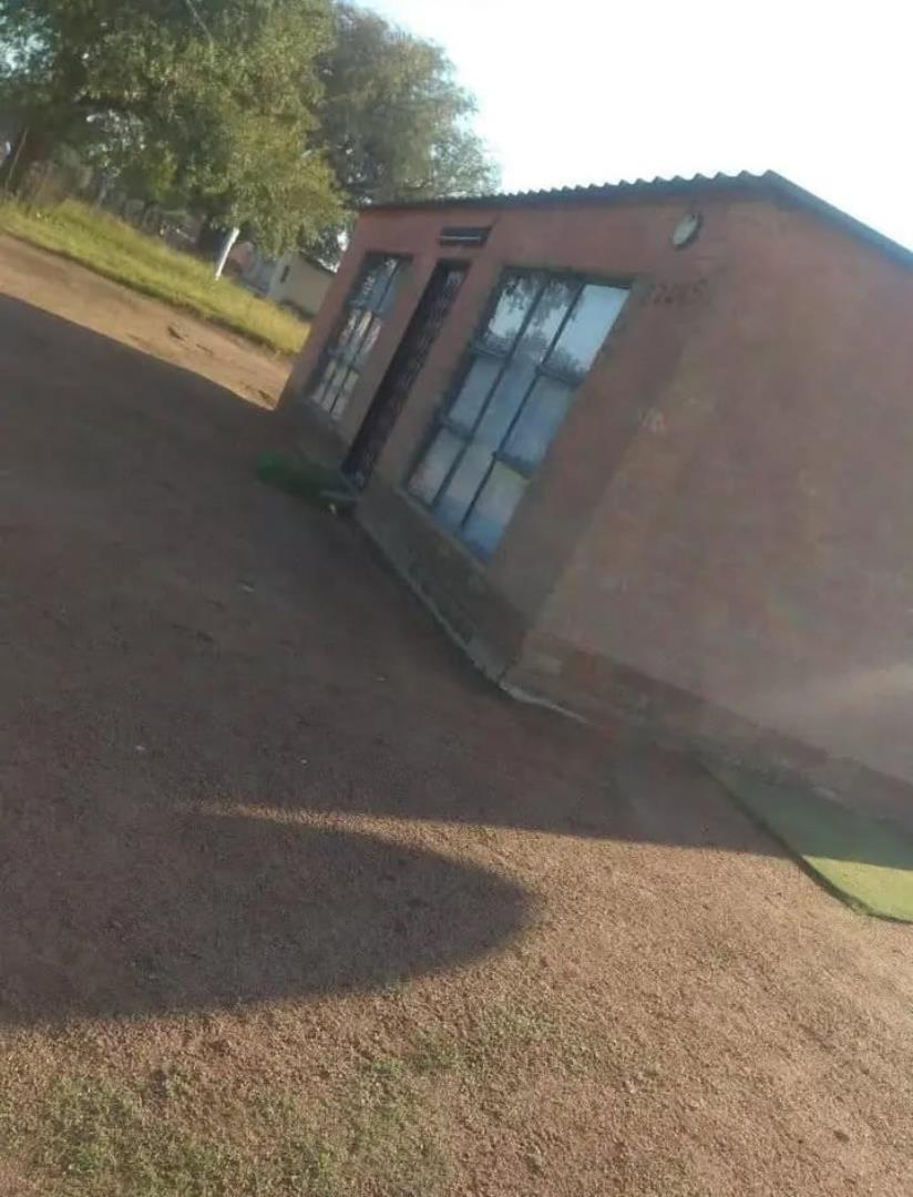 2 Bedroom House for Sale - North West