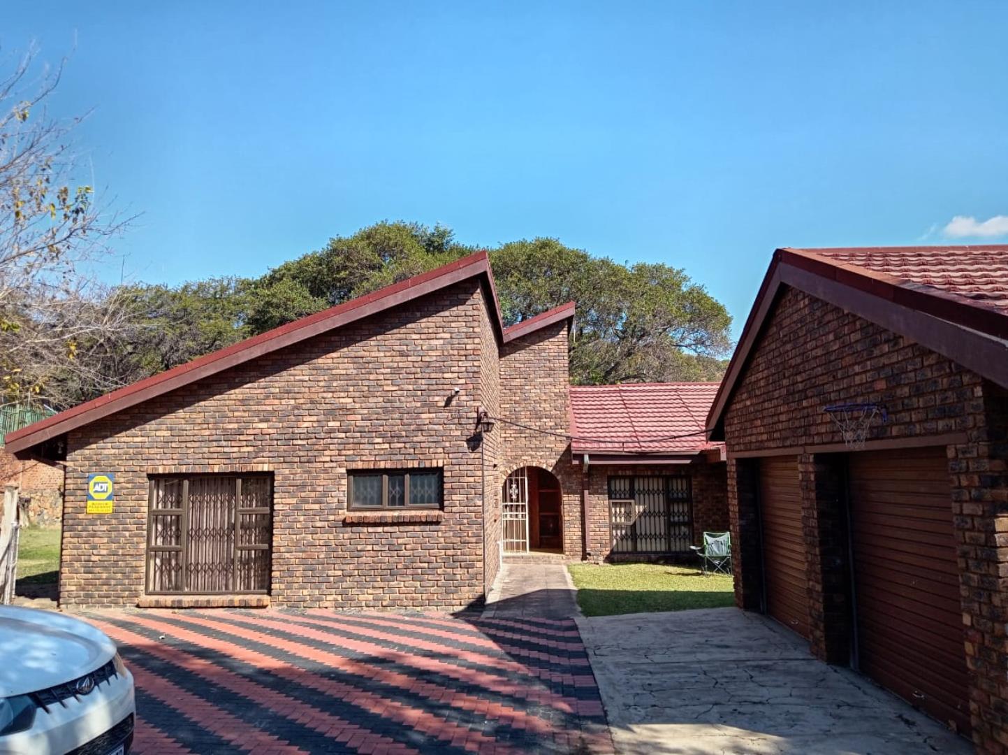 4 Bedroom House for Sale - North West