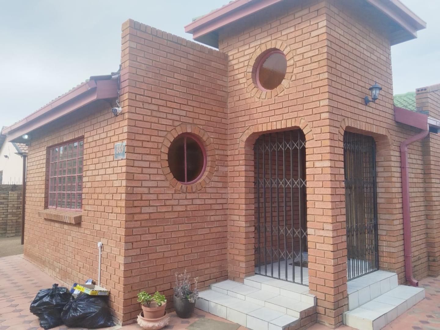 4 Bedroom House for Sale - Gauteng