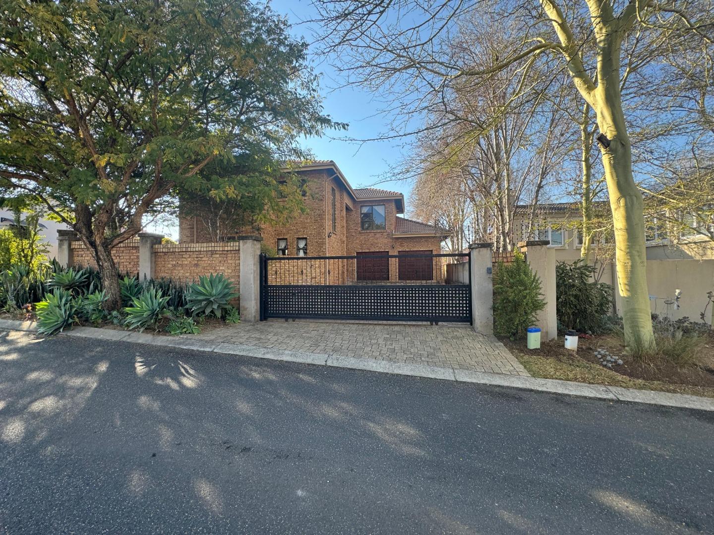 5 Bedroom House for Sale - Gauteng