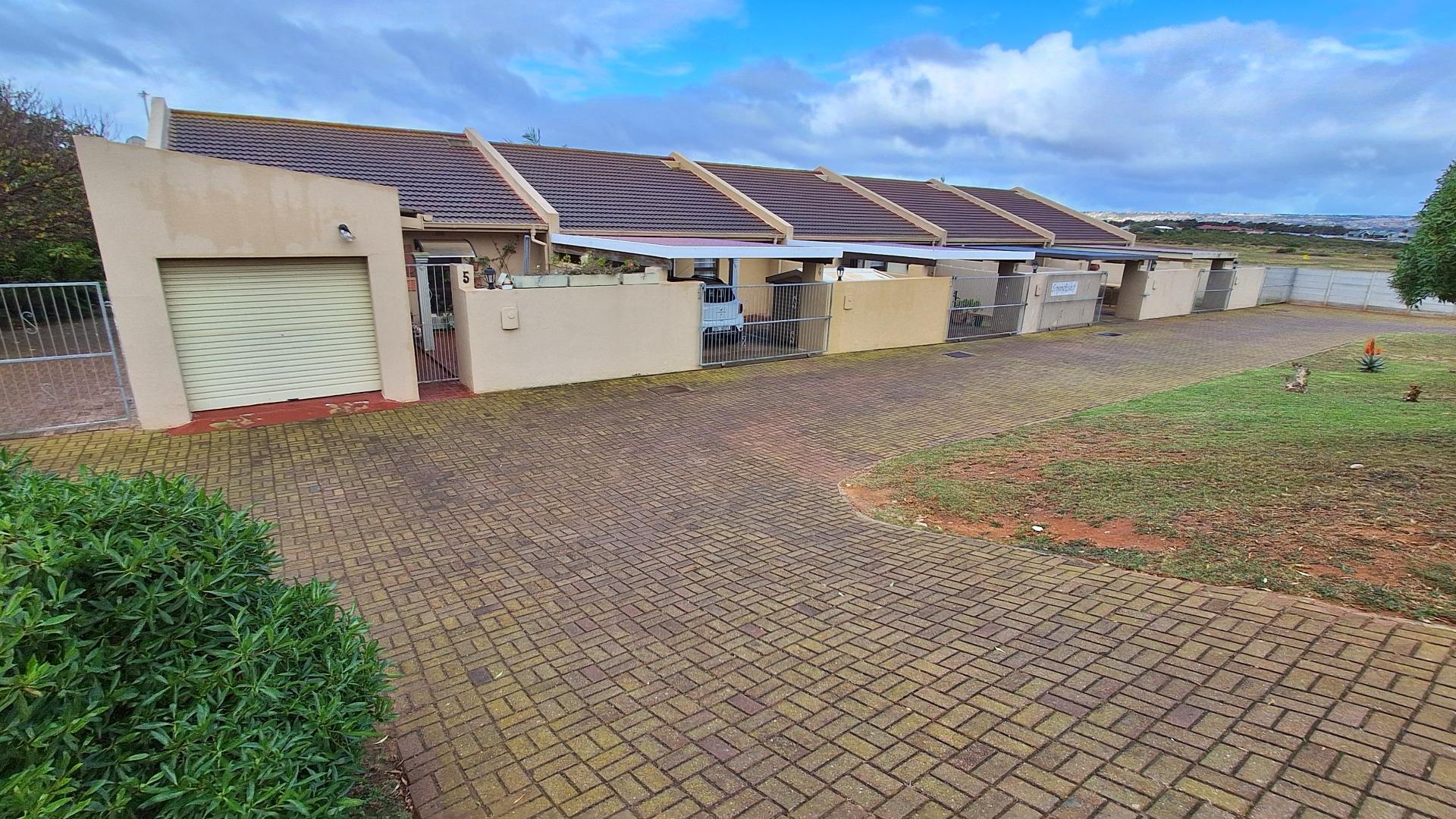 2 Bedroom Townhouse for Sale - Western Cape