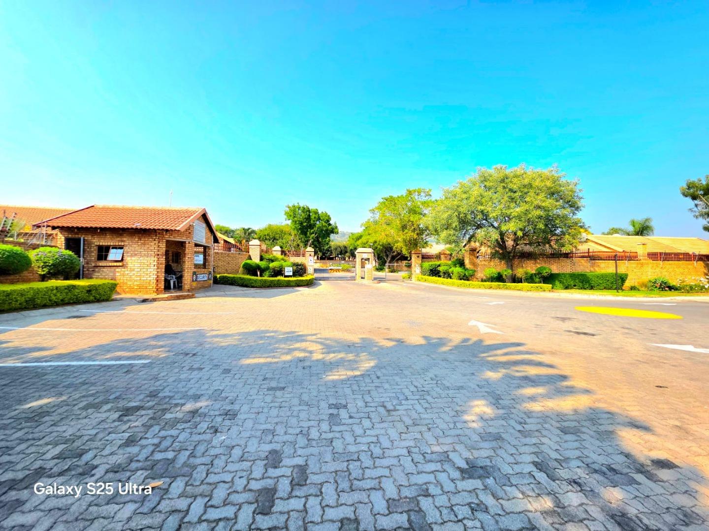2 Bedroom Townhouse for Sale - Gauteng