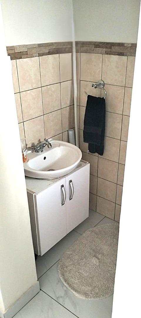 754570_3.jpg