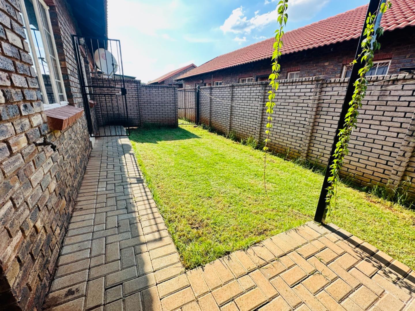 3 Bedroom Simplex for Sale - Gauteng