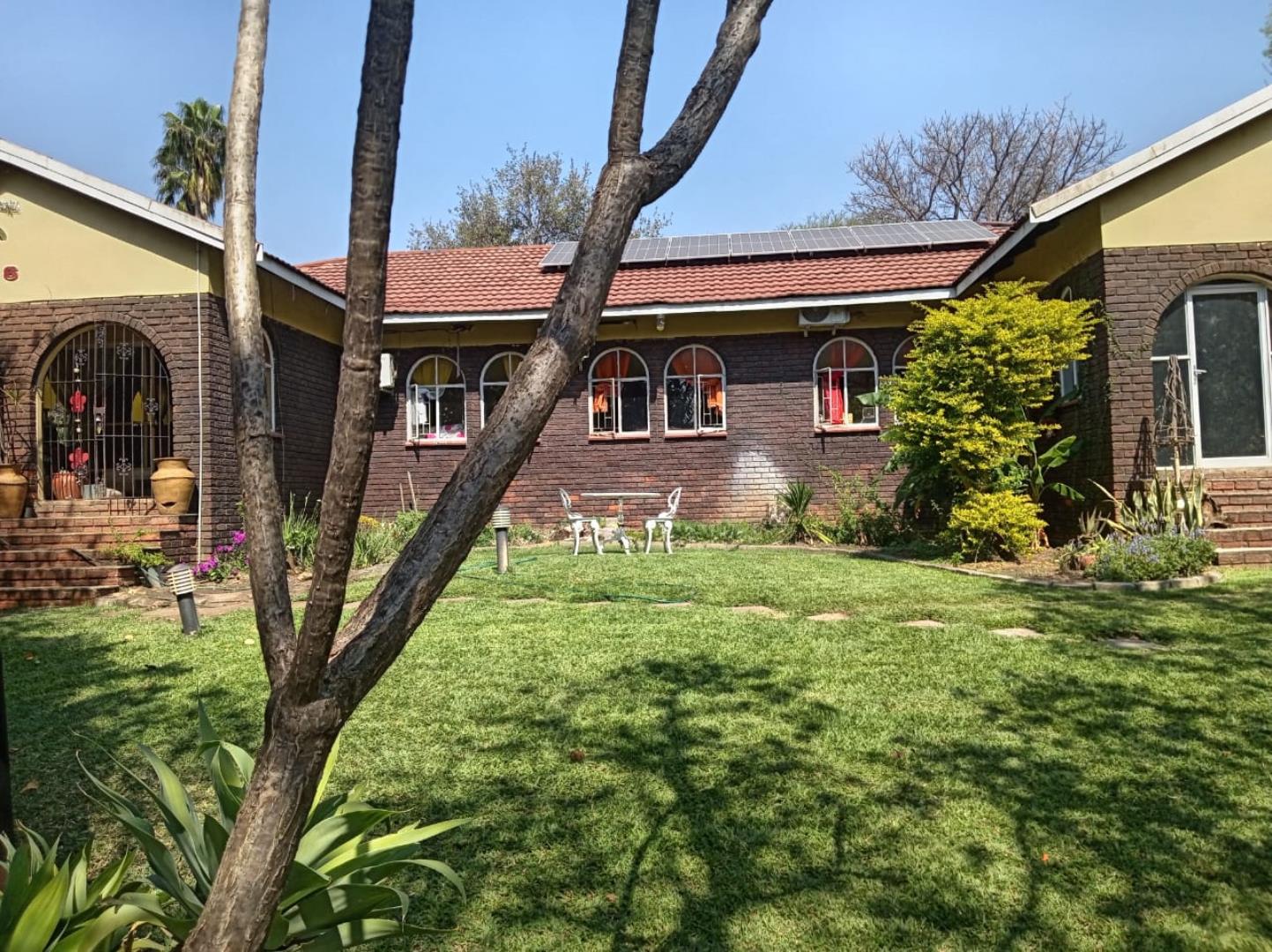 4 Bedroom House for Sale - North West