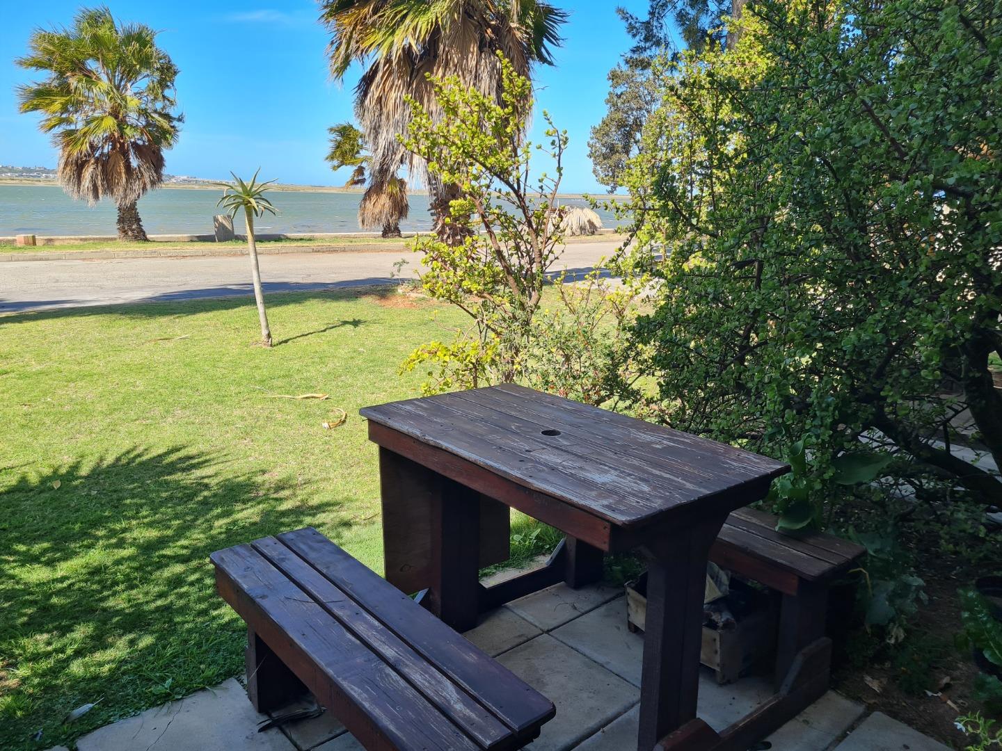 1 Bedroom Apartment for Sale - Eastern Cape