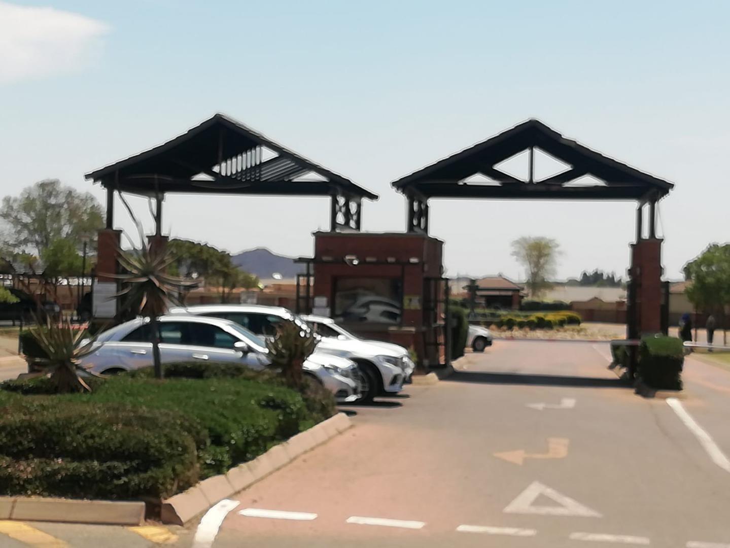 2 Bedroom Flat for Sale - Gauteng