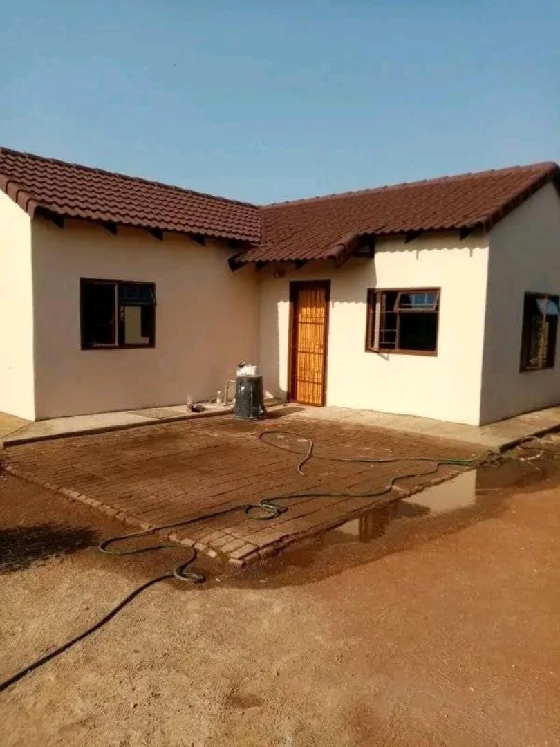 755545_z7_tshepo3.jpg