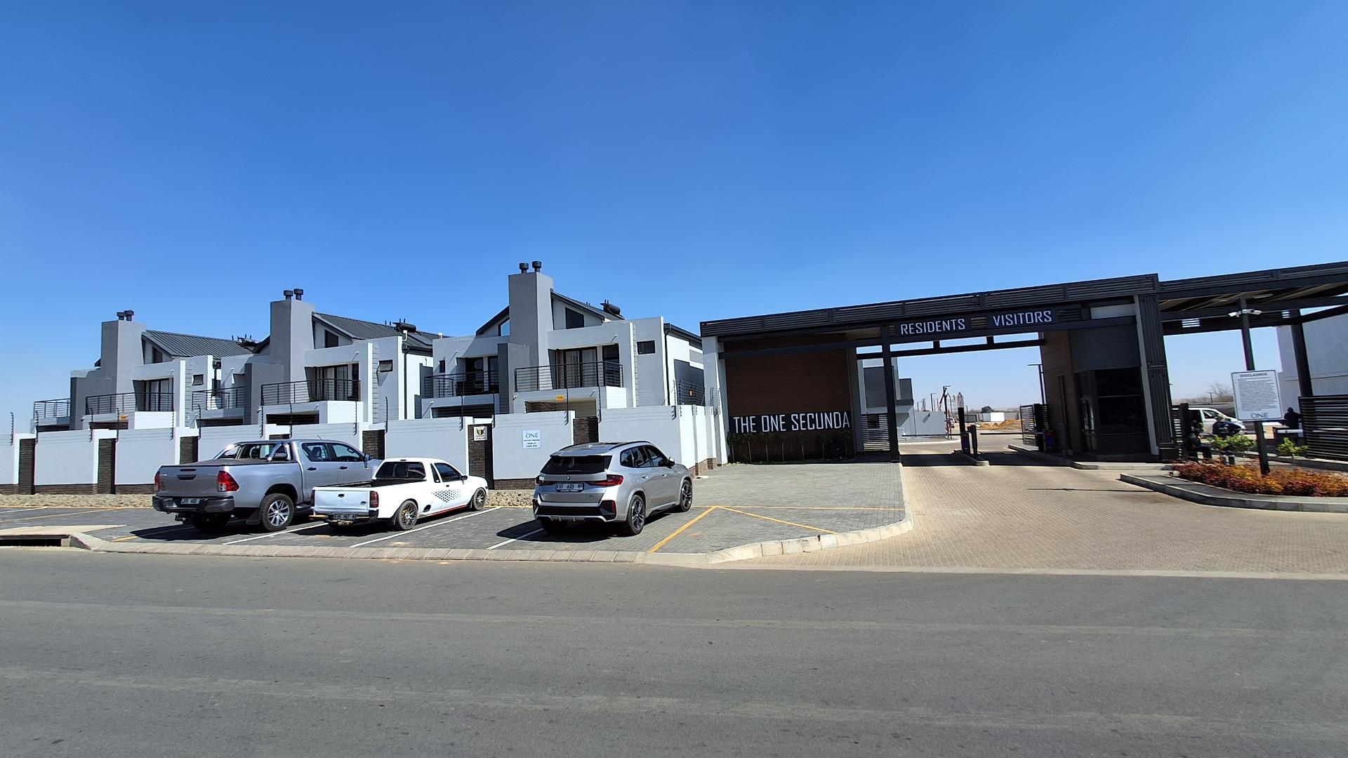 2 Bedroom Simplex for Sale - Mpumalanga