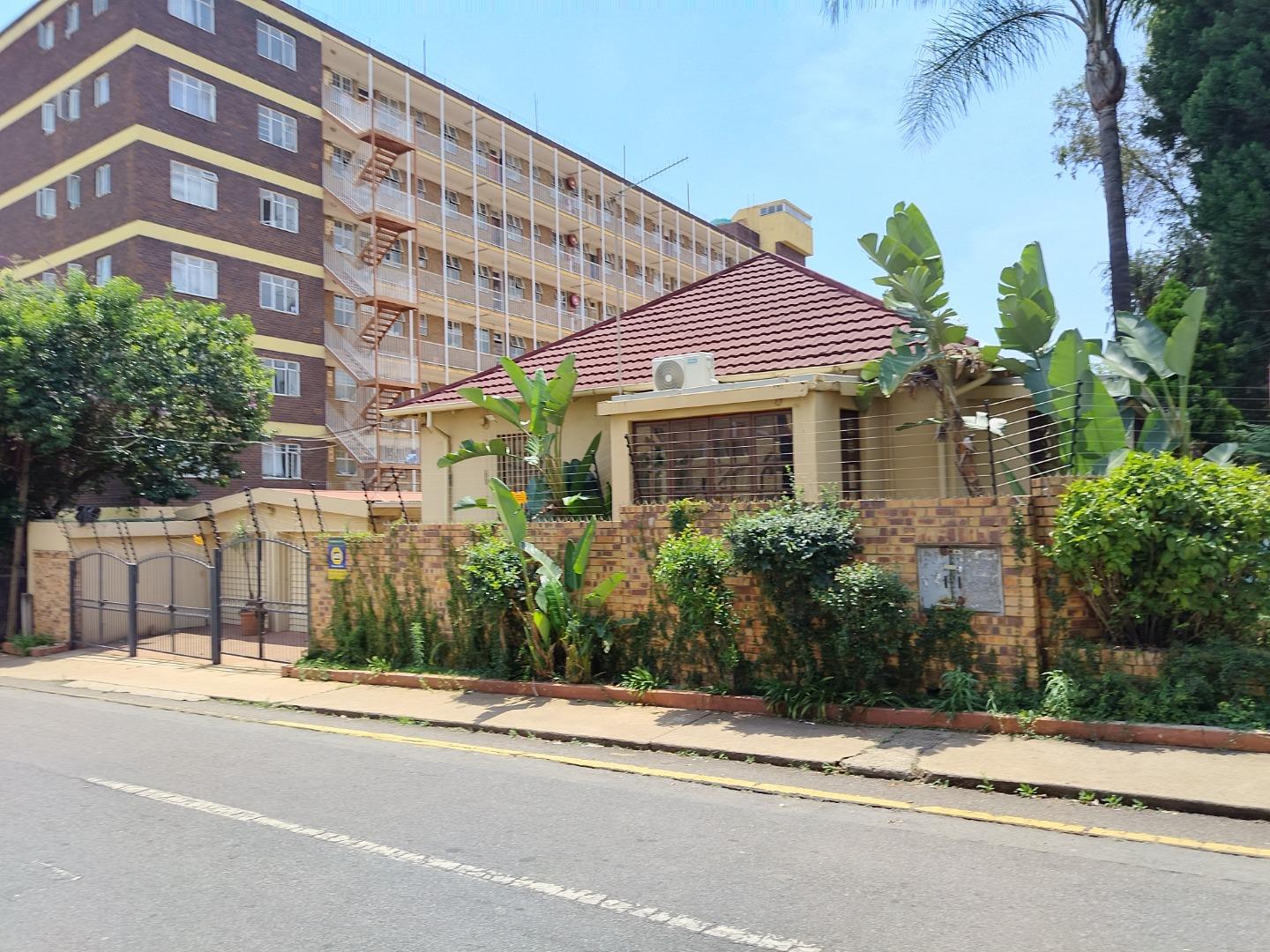 5 Bedroom House for Sale - Gauteng