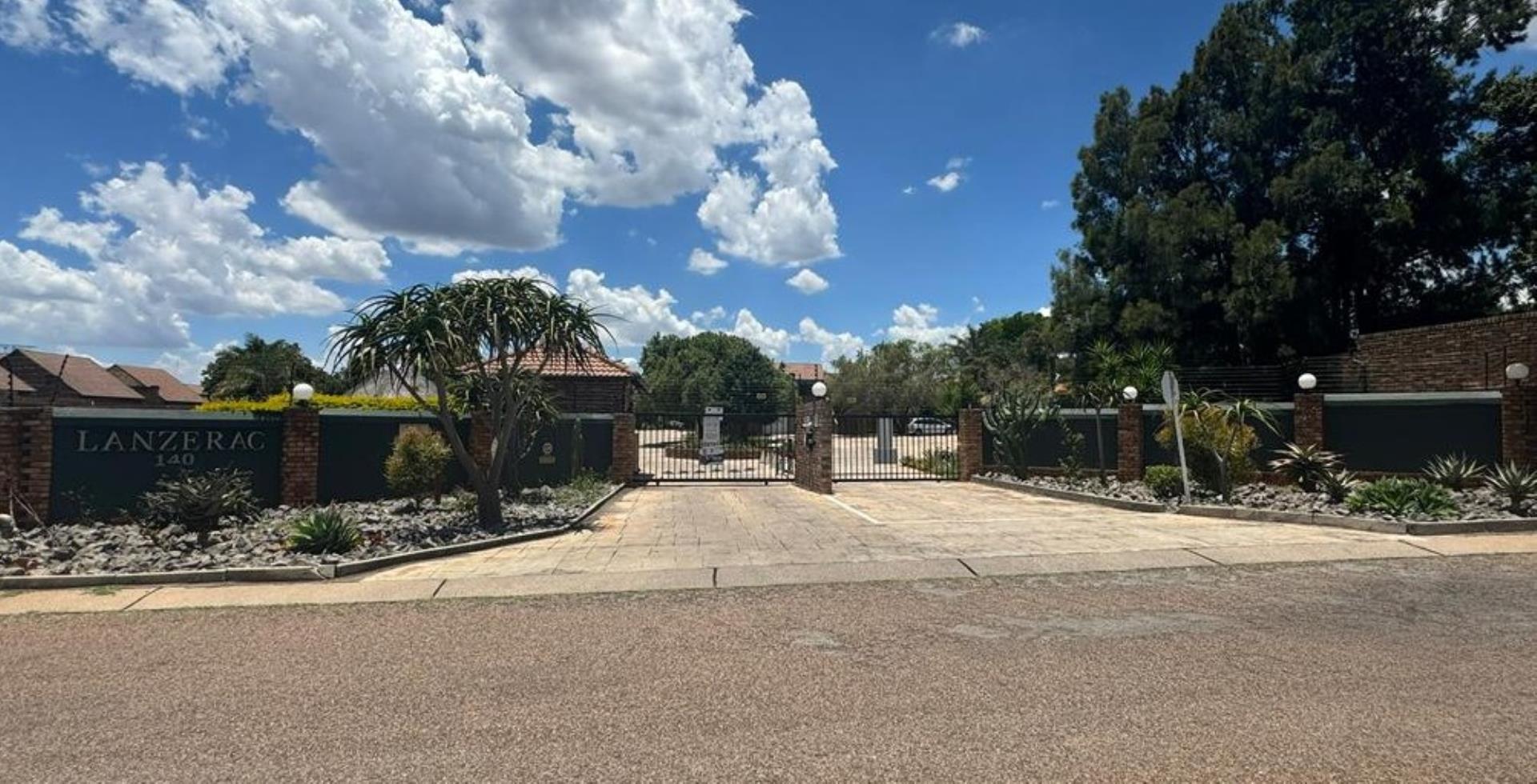 2 Bedroom Simplex for Sale - Gauteng